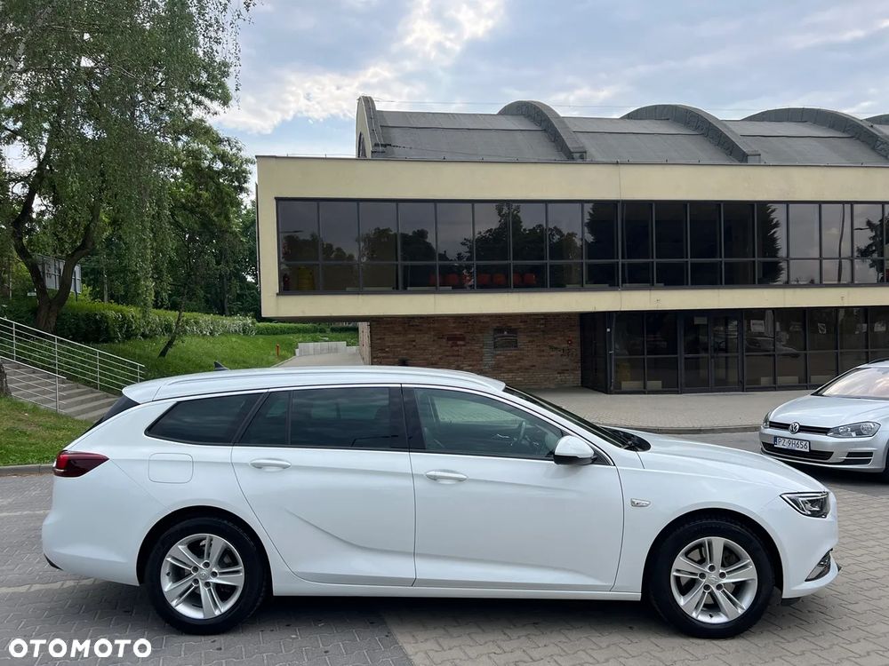 Opel Insignia - 11