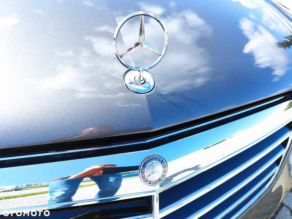 Mercedes-Benz Klasa E 200 CGI BlueEffICIENCY Avantgarde - 17