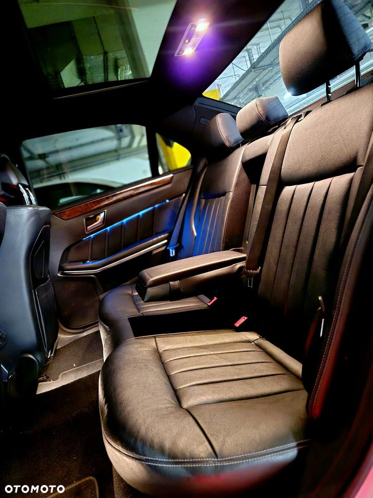 Mercedes-Benz Klasa E 400 4-Matic Avantgarde - 8