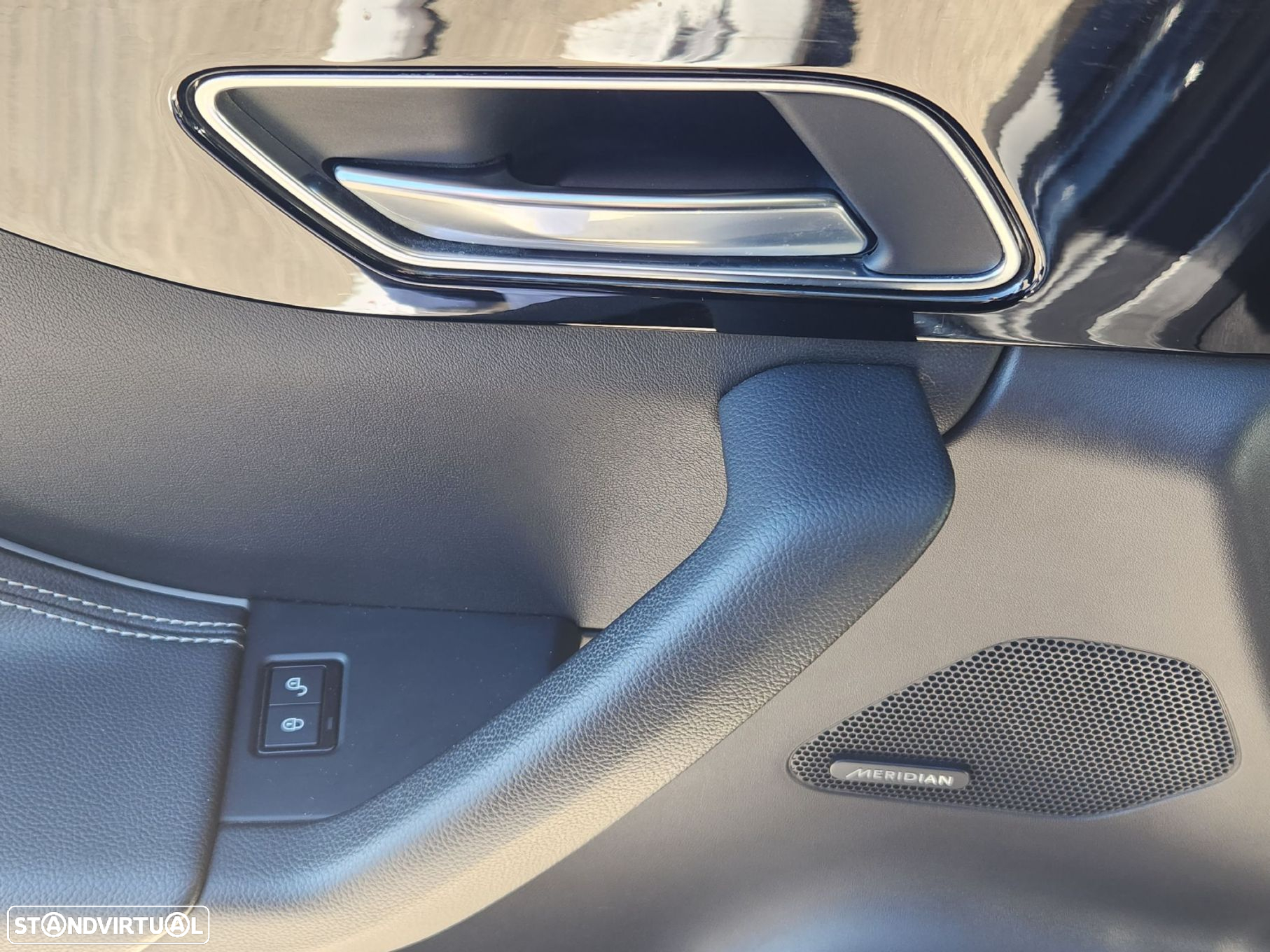 Jaguar F-Pace 2.0 i4D R-Sport - 18