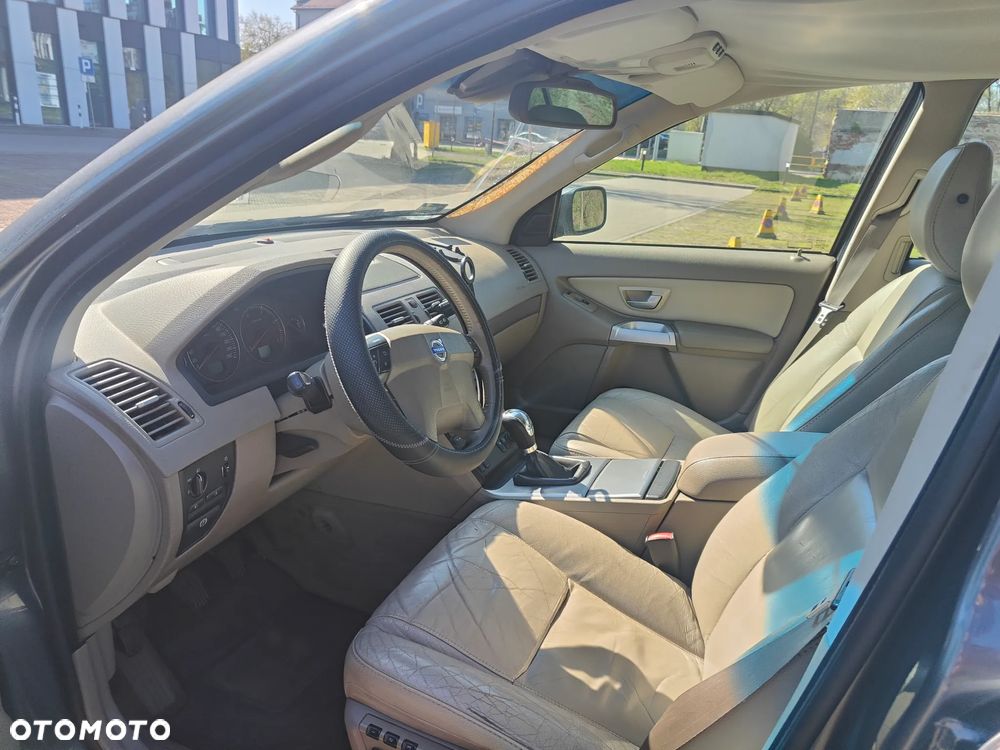 Volvo XC 90 D5 Momentum - 19