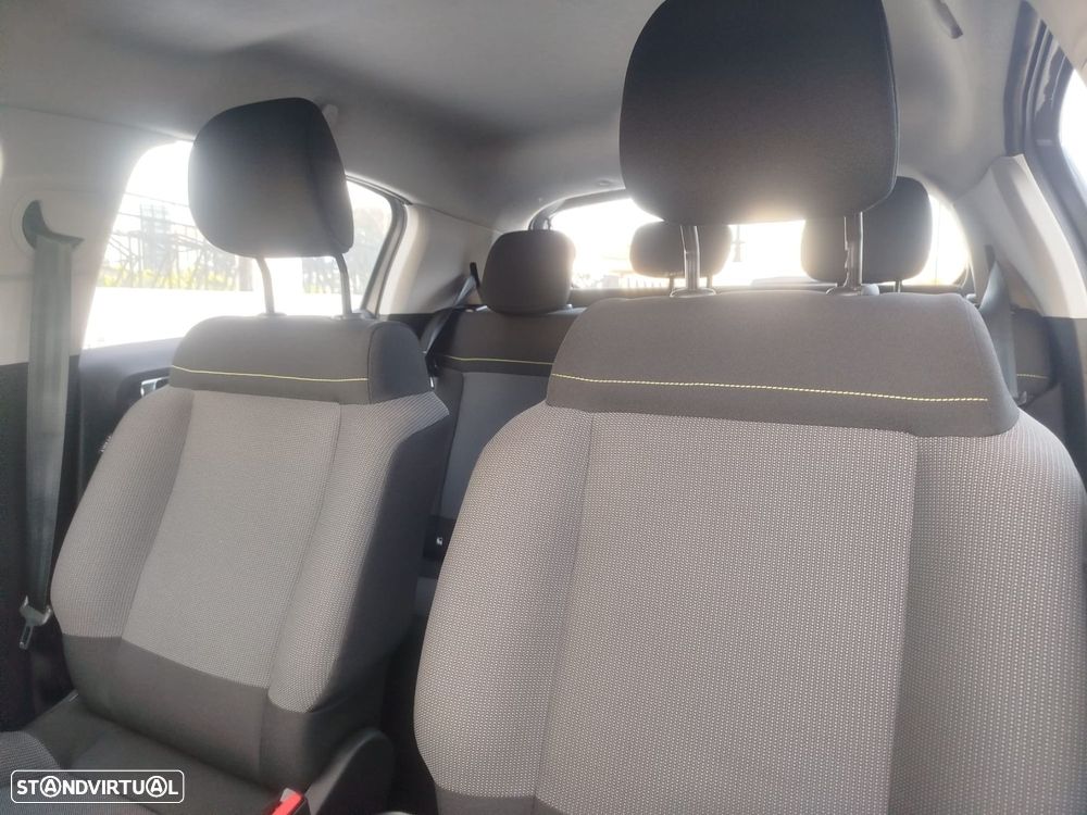 Citroën C3 1.2 PureTech Shine Pack EAT6 - 14