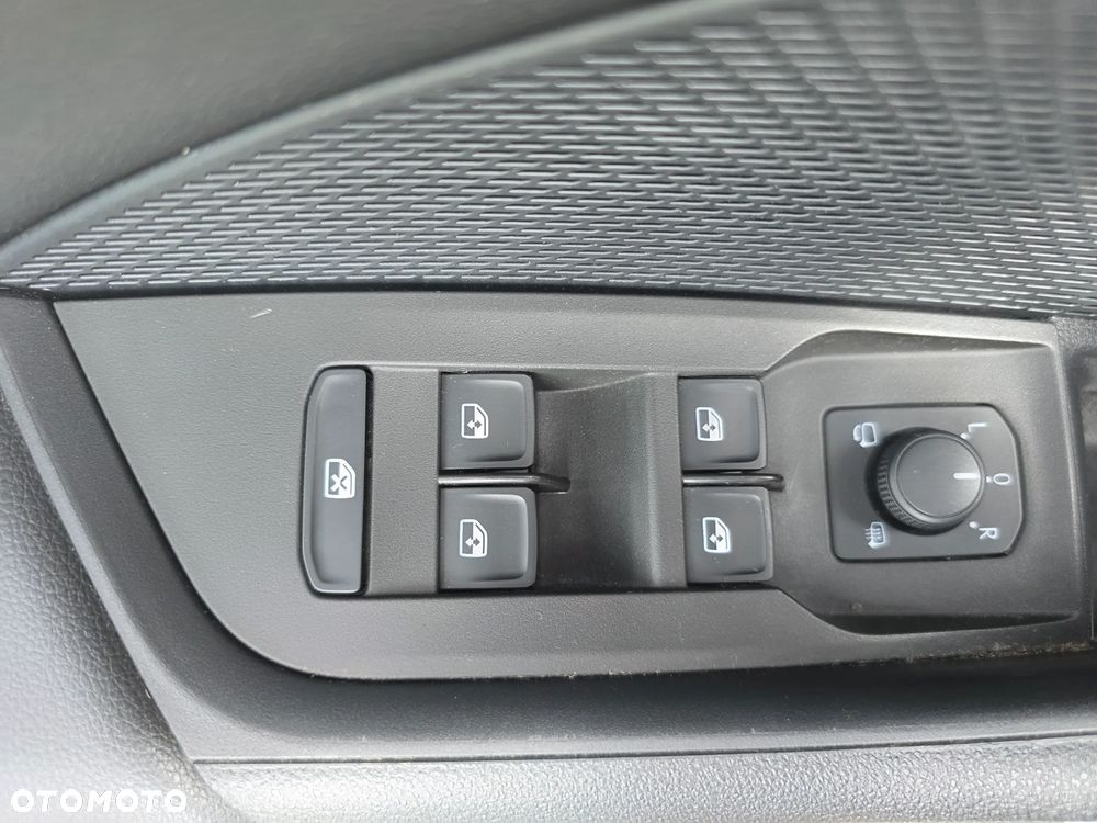 Skoda Octavia 2.0 TDI Style DSG - 39