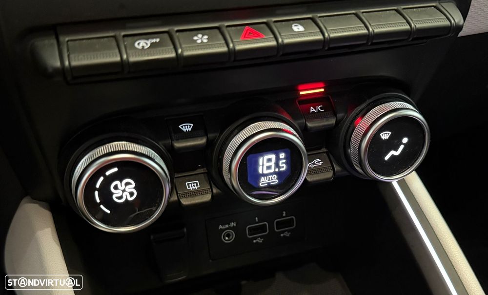 Renault Clio 1.0 TCe Techno CVT - 17