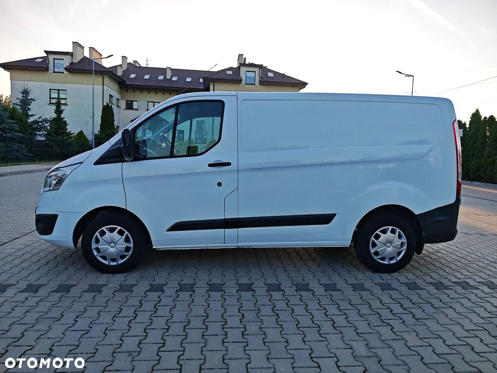 Ford TRANSIT CUSTOM - 7
