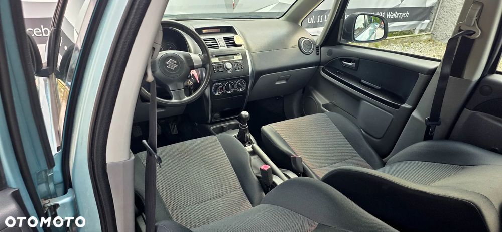 Suzuki SX4 1.6 VVT 4x2 Comfort - 16