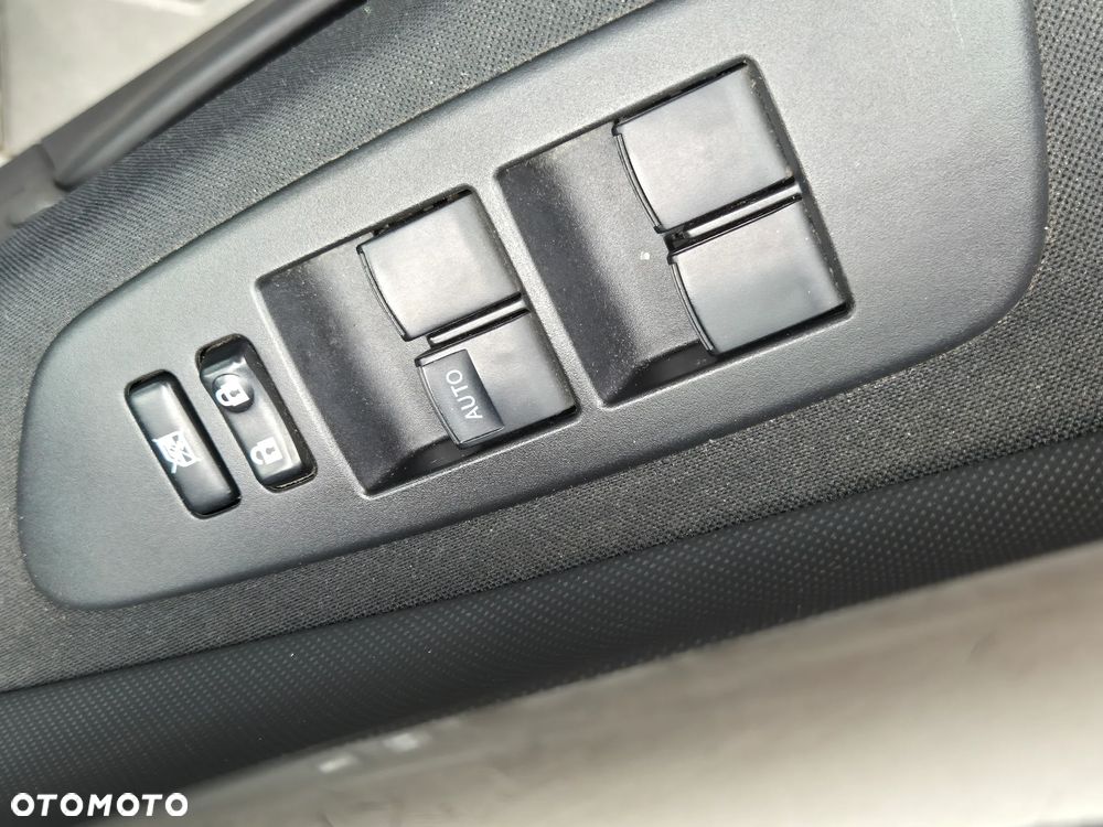 Toyota Auris 1.4 VVT-i Terra - 16