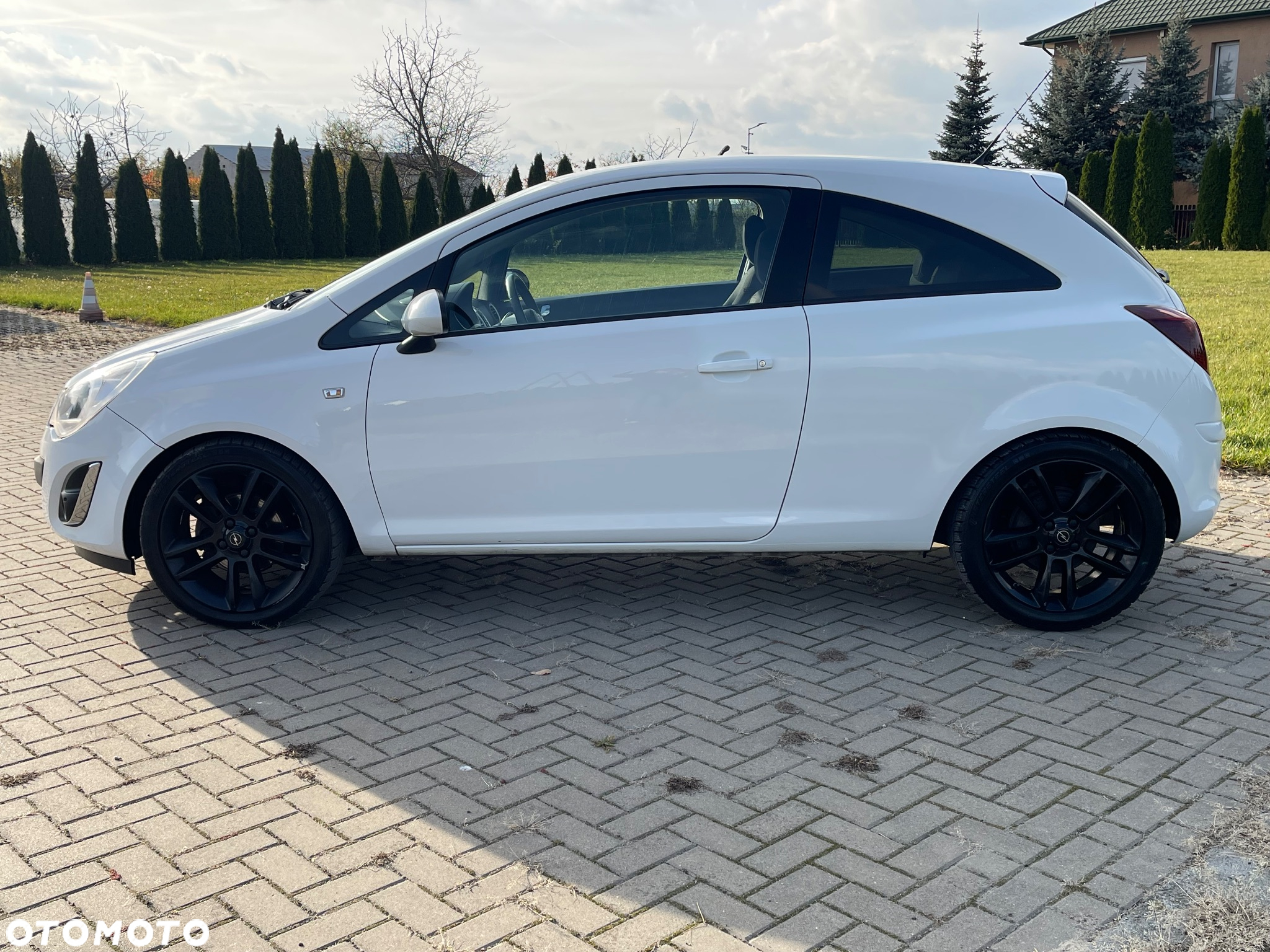 Opel Corsa 1.4 16V Cosmo - 25