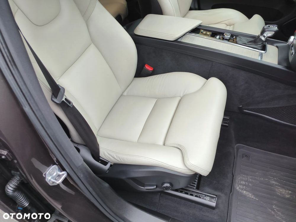 Volvo XC 60 D4 Geartronic Inscription - 21