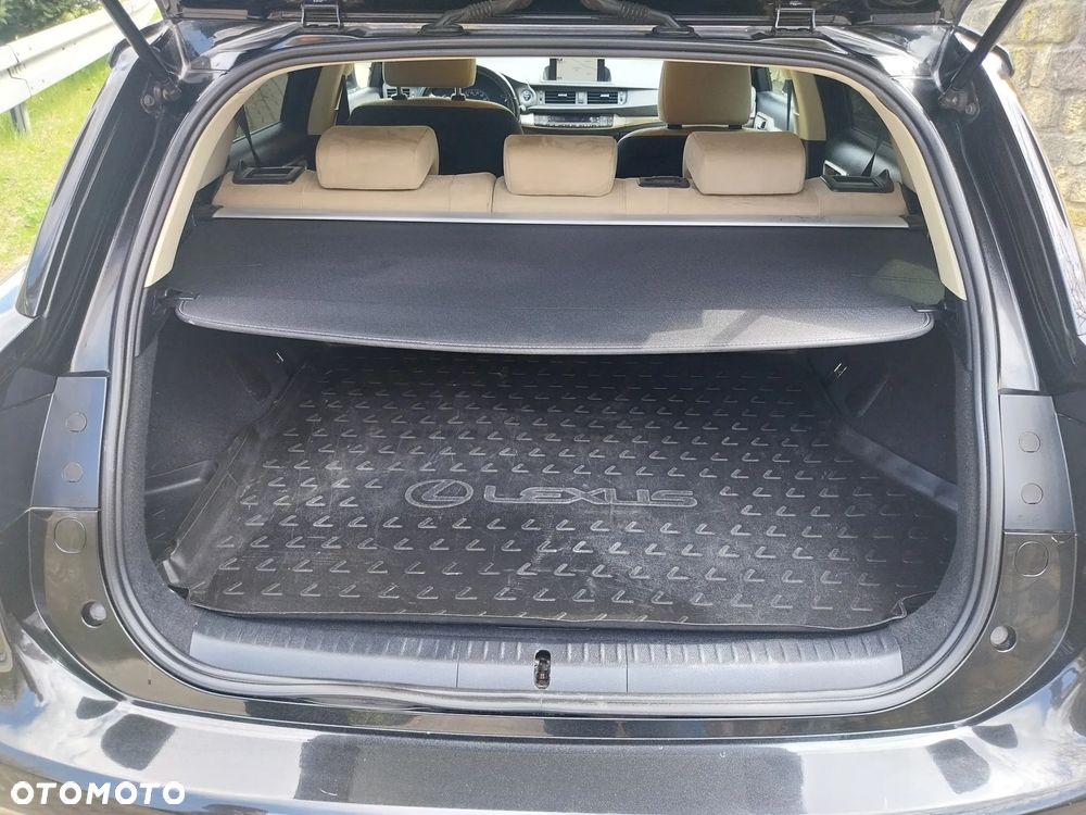 Lexus CT 200h Business Edition - 26