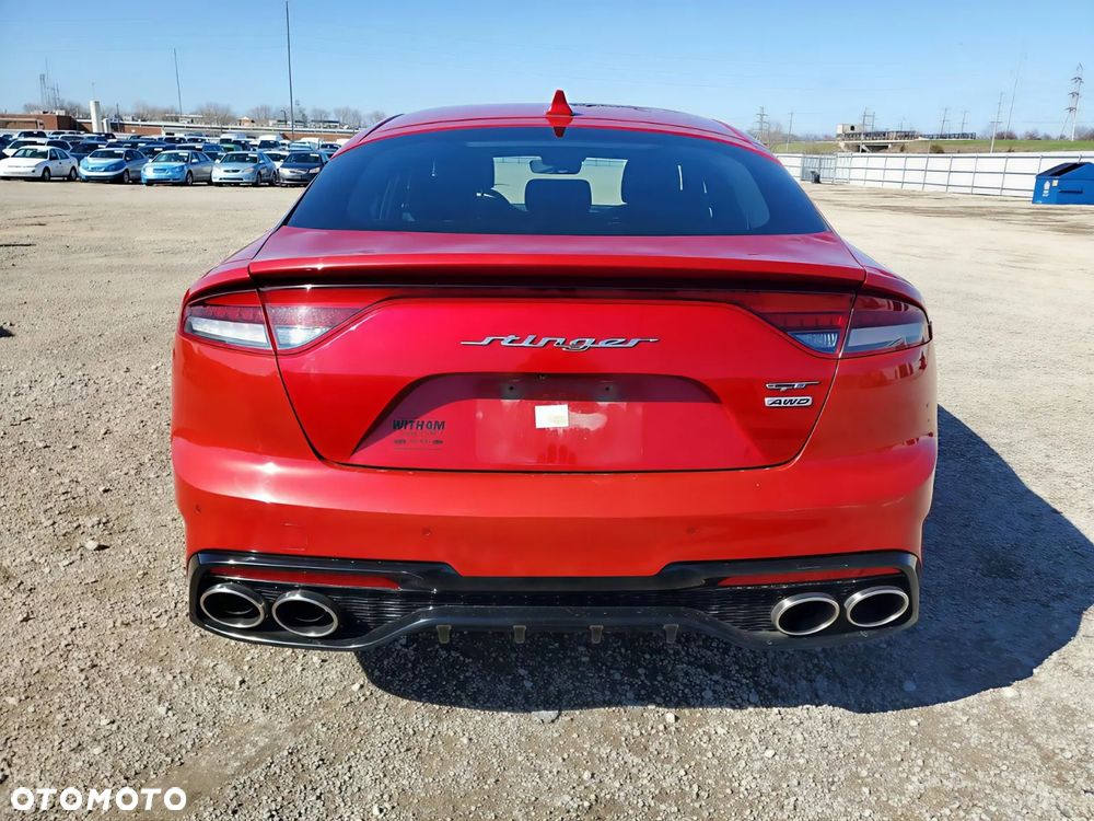 Kia Stinger - 5