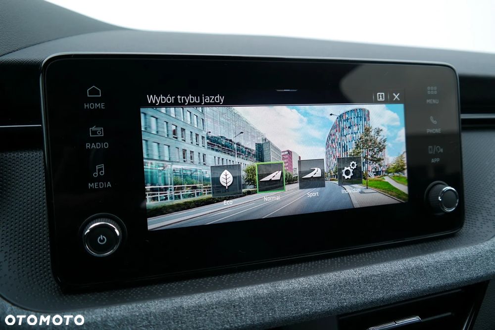 Skoda Kamiq 1.5 TSI Selection - 27