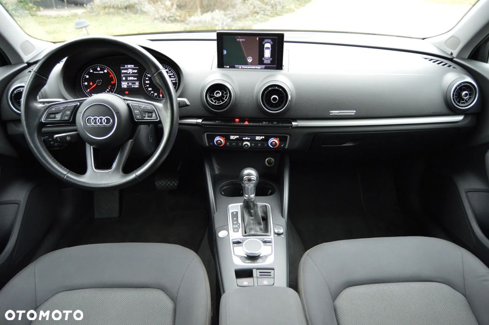 Audi A3 Sportback 35 TFSI Sport S tronic - 13