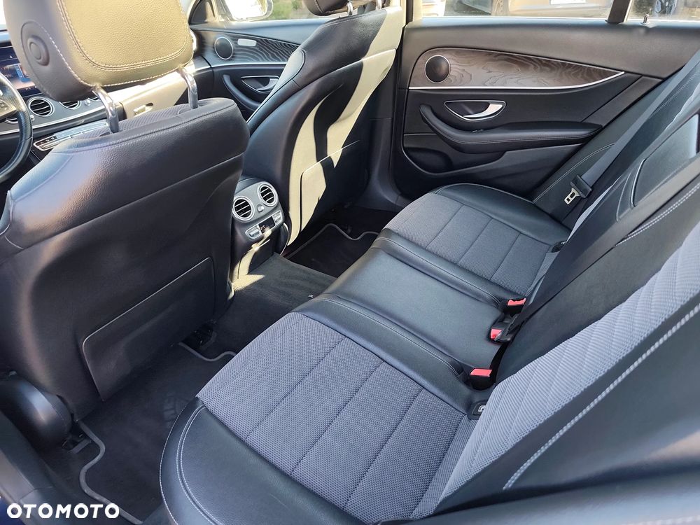 Mercedes-Benz Klasa E 350 d 4Matic All-Terrain 9G-TRONIC Avantgarde - 11