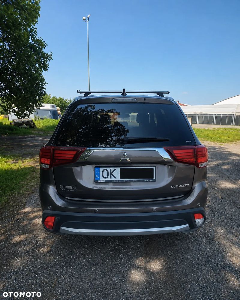 Mitsubishi Outlander 2.0 Intense 4WD CVT - 3