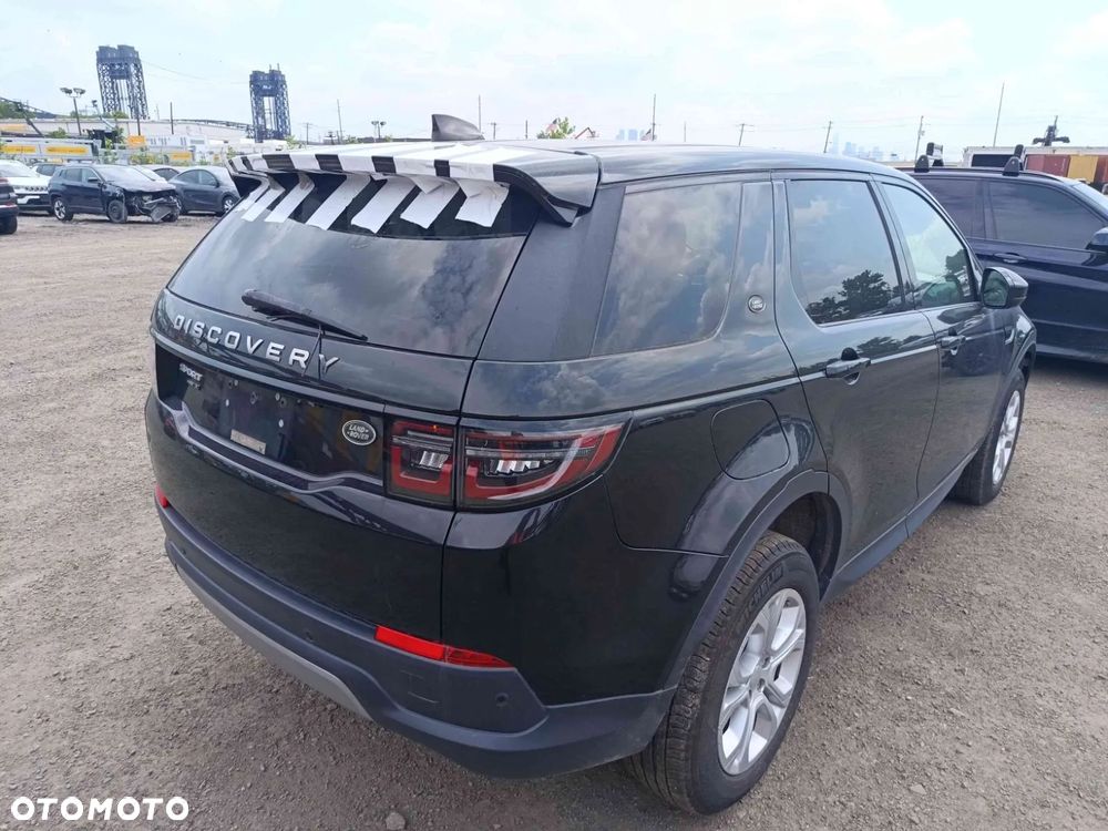 Land Rover Discovery 2.0 P300 S - 12