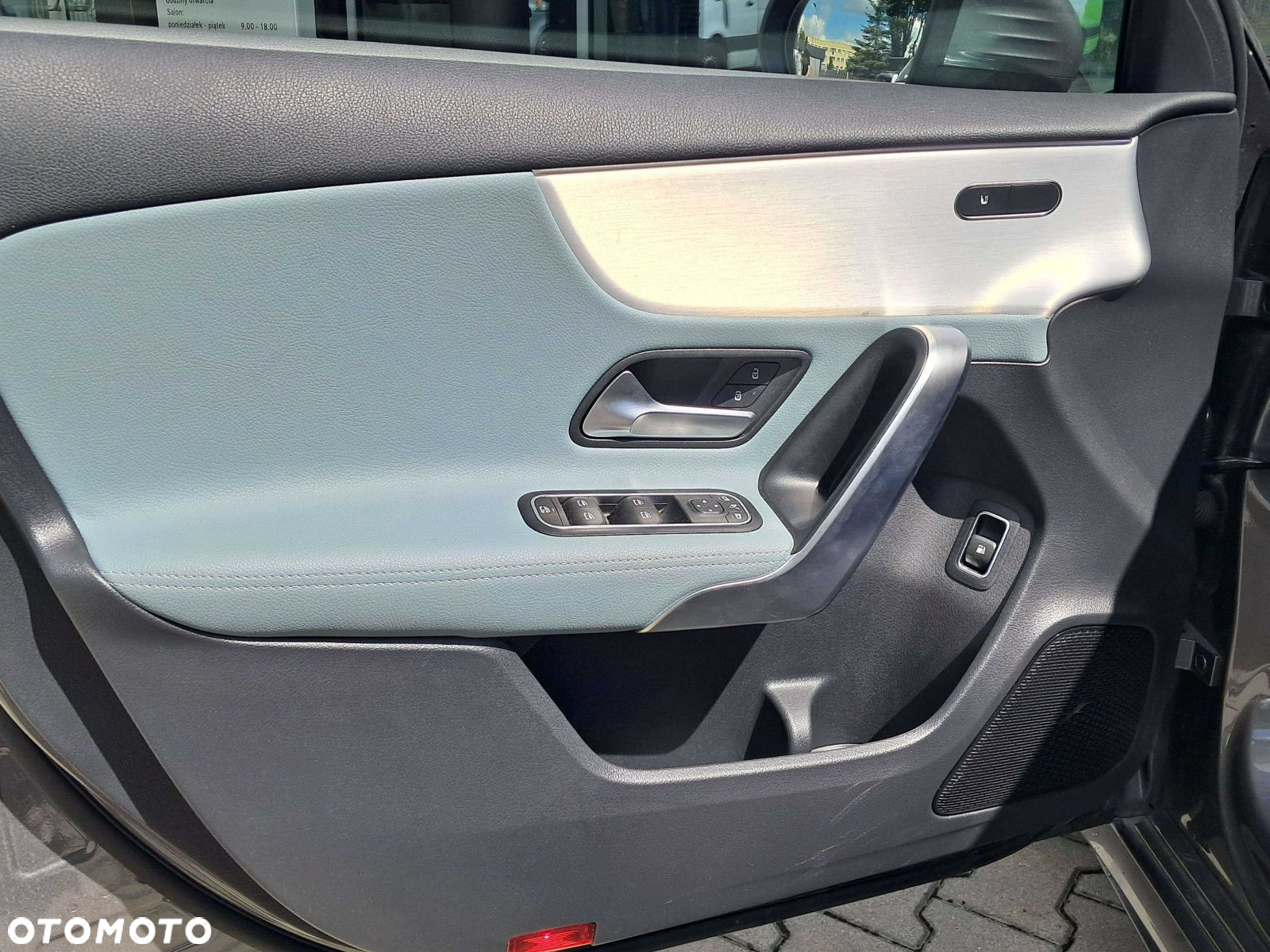 Mercedes-Benz Klasa A 250 e PHEV AMG Line 8G-DCT - 14