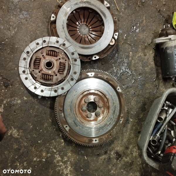 Volkswagen Polo seat Ibiza kompletne sprzęgło docisk koło 1.4 tdi