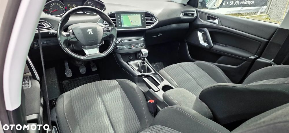 Peugeot 308 1.6 BlueHDi Business Line S&S - 16