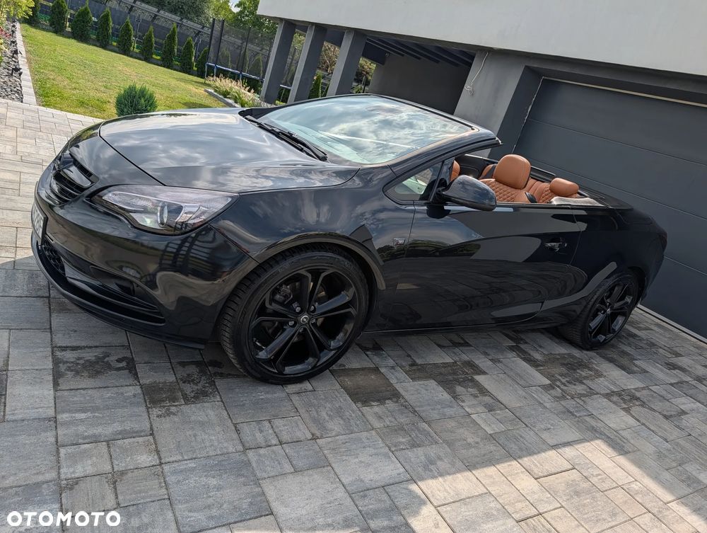 Opel Cascada 2.0 CDTI Cosmo S&S - 18