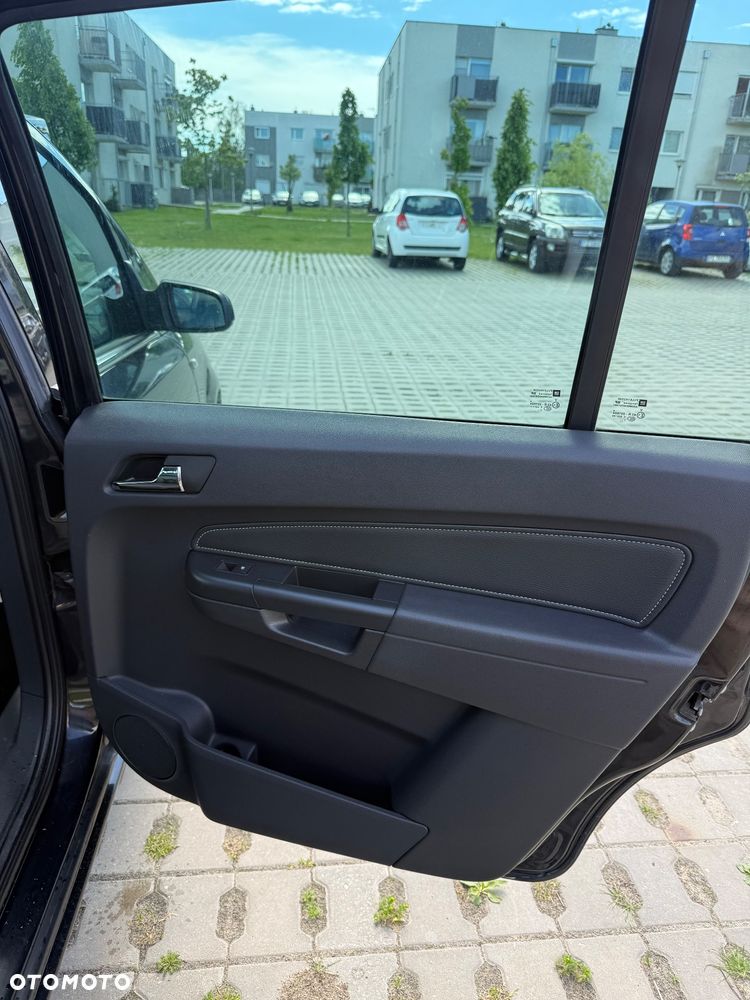 Opel Zafira 1.9 CDTI Cosmo ActiveSelect - 16