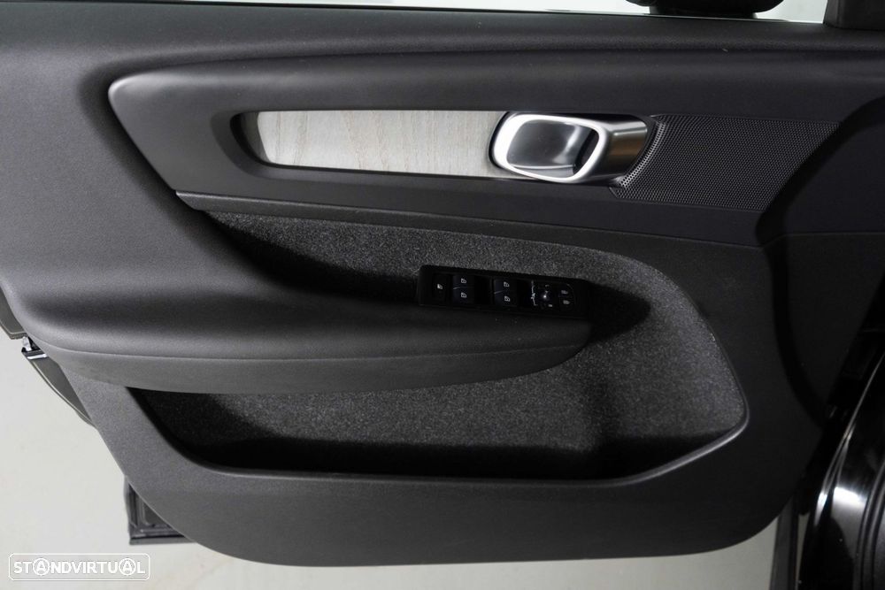 Volvo XC 40 1.5 T4 PHEV Plus Bright - 29