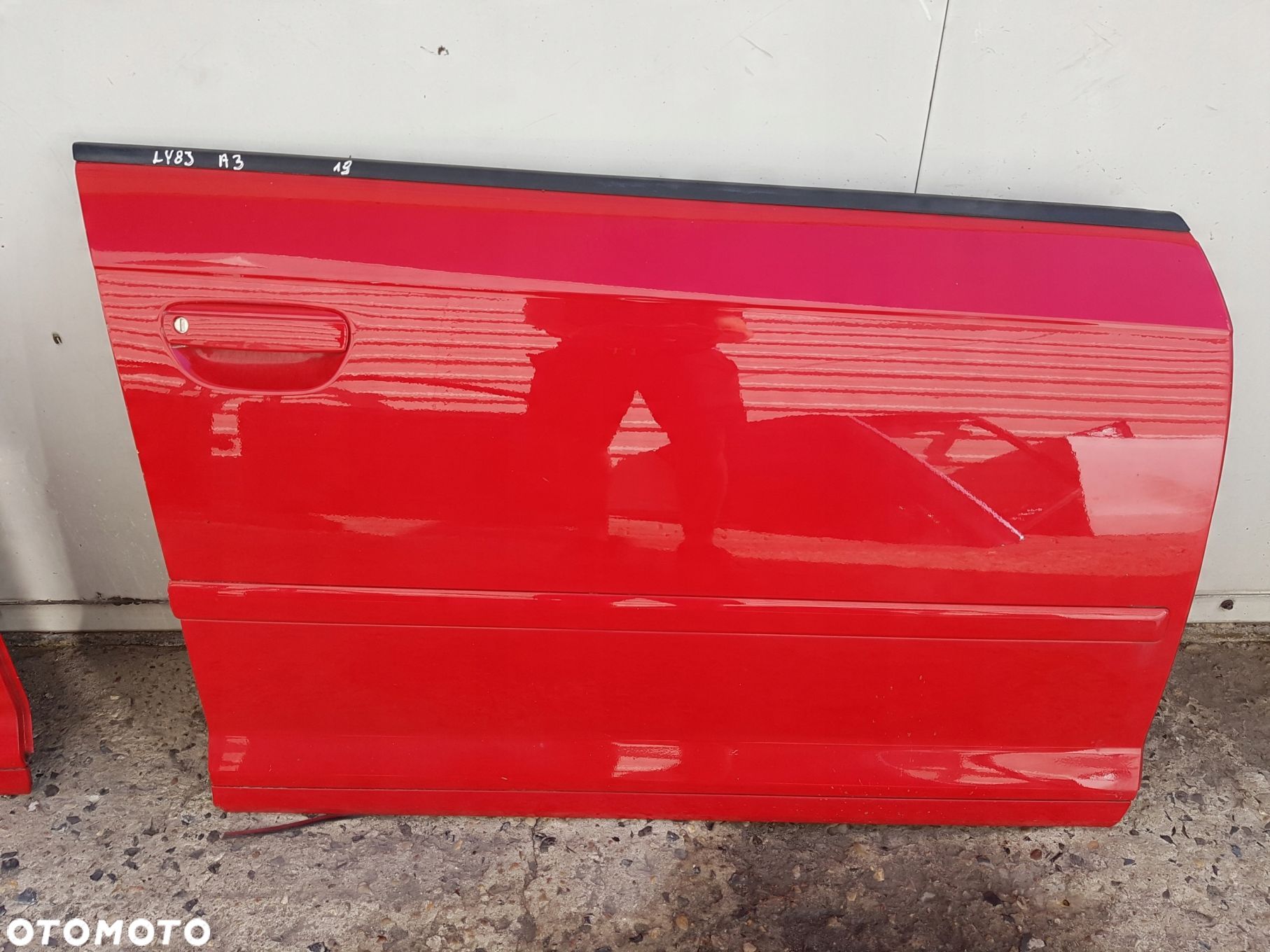 AUDI A3 8P 04-12r DRZWI PRAWE PRZÓD LY3J 5D - 1