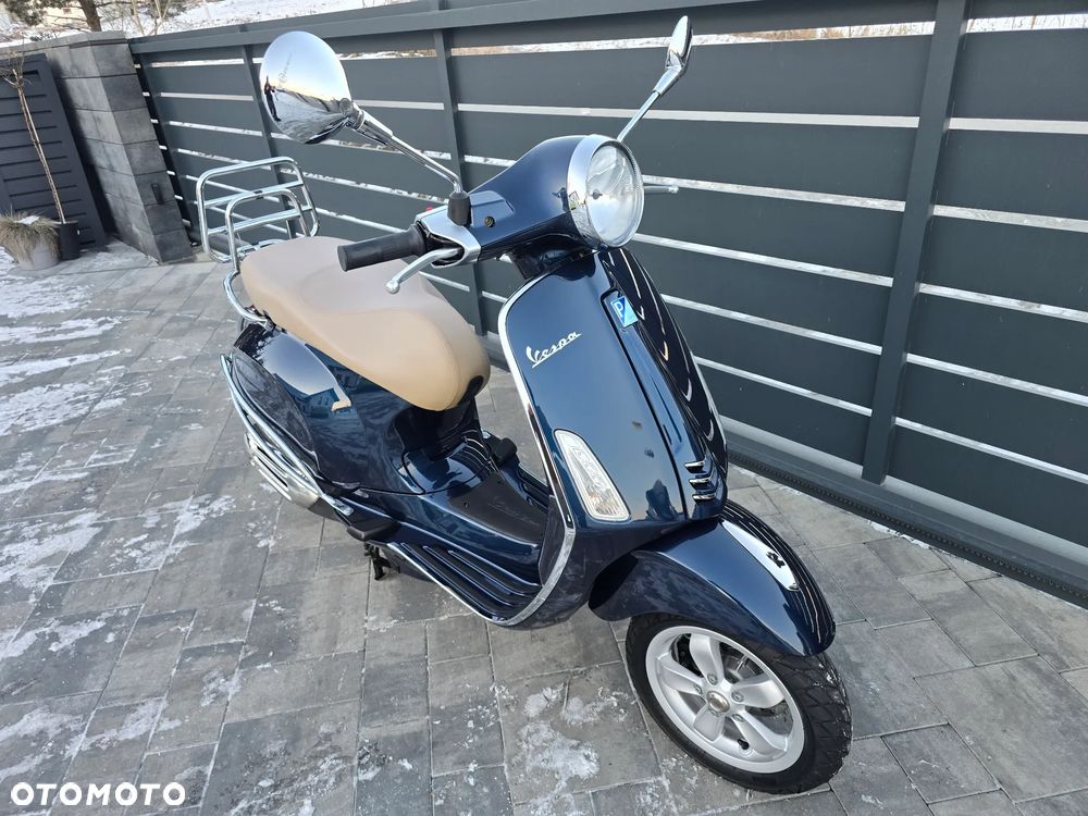 Vespa Primavera - 2