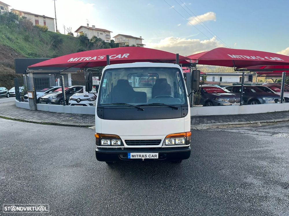 Isuzu NKR | 2.8 Diesel | Caixa Aberta | 3 Lug. - 9