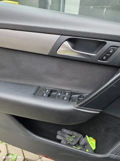 Volkswagen Passat - 9