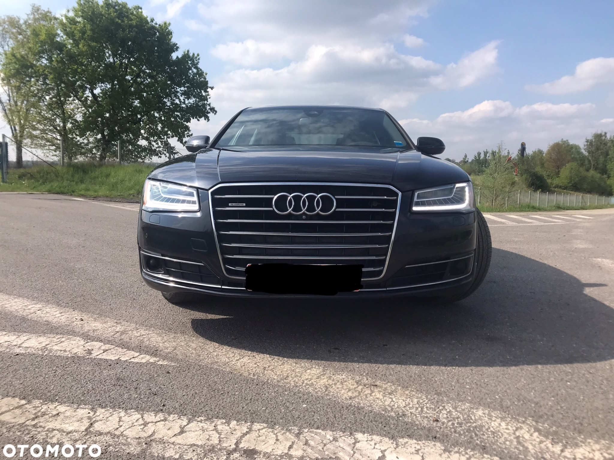 Audi A8 - 8