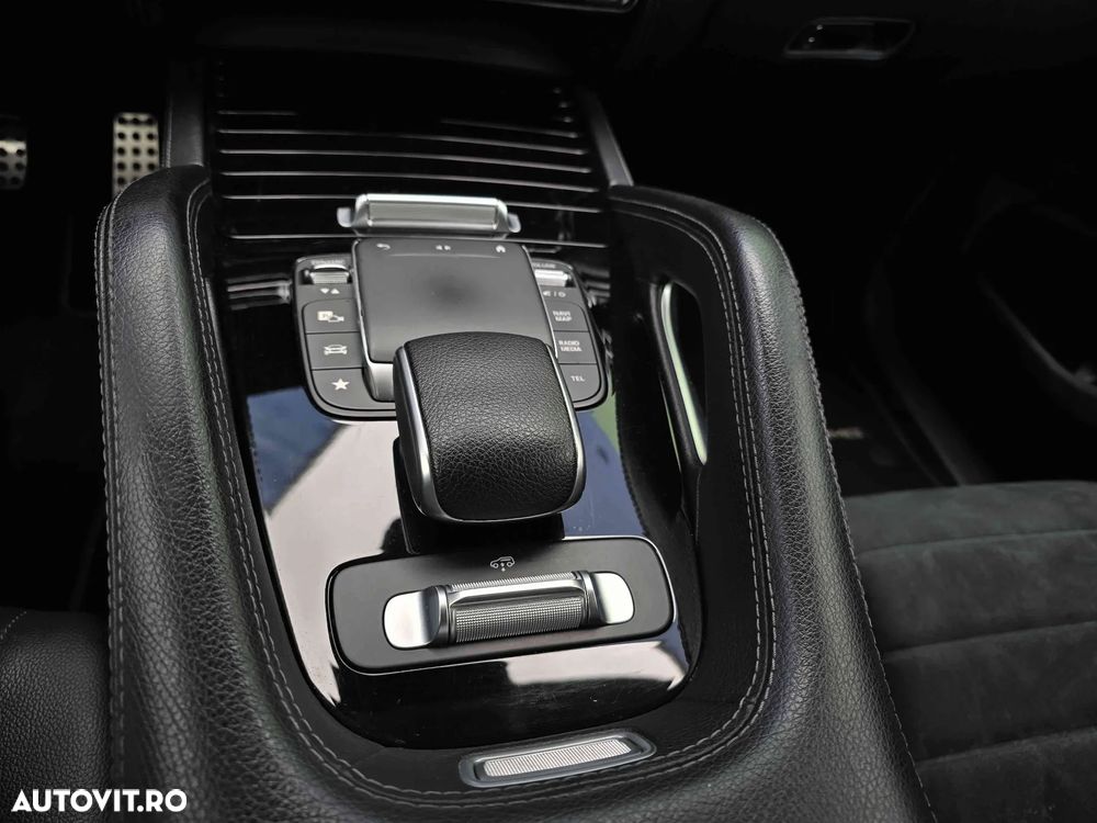 Mercedes-Benz GLE - 12