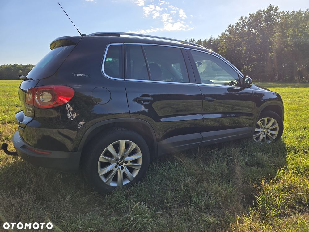 Volkswagen Tiguan - 4