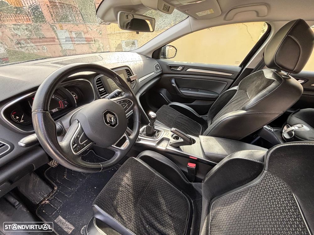 Renault Mégane 1.5 dCi Limited - 12