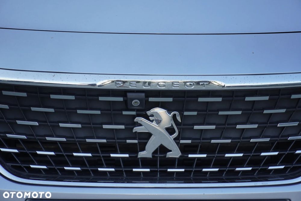 Peugeot 5008 1.5 BlueHDi Allure S&S EAT8 - 14