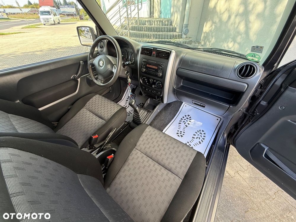 Suzuki Jimny - 17