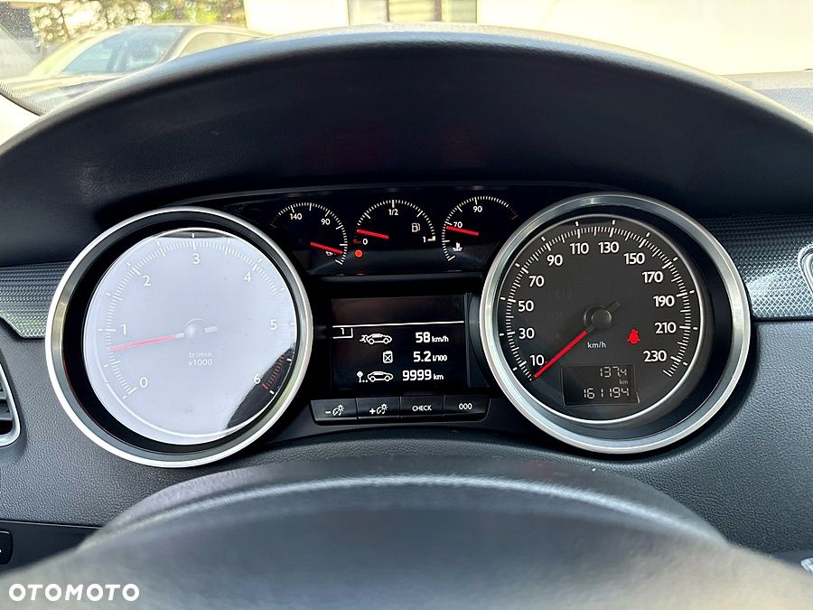 Peugeot 508 1.6 e-HDi Active S&S - 32