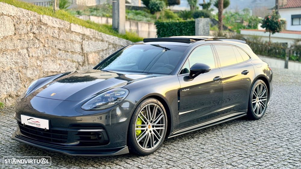 Porsche Panamera Sport Turismo 4 E-Hybrid - 3