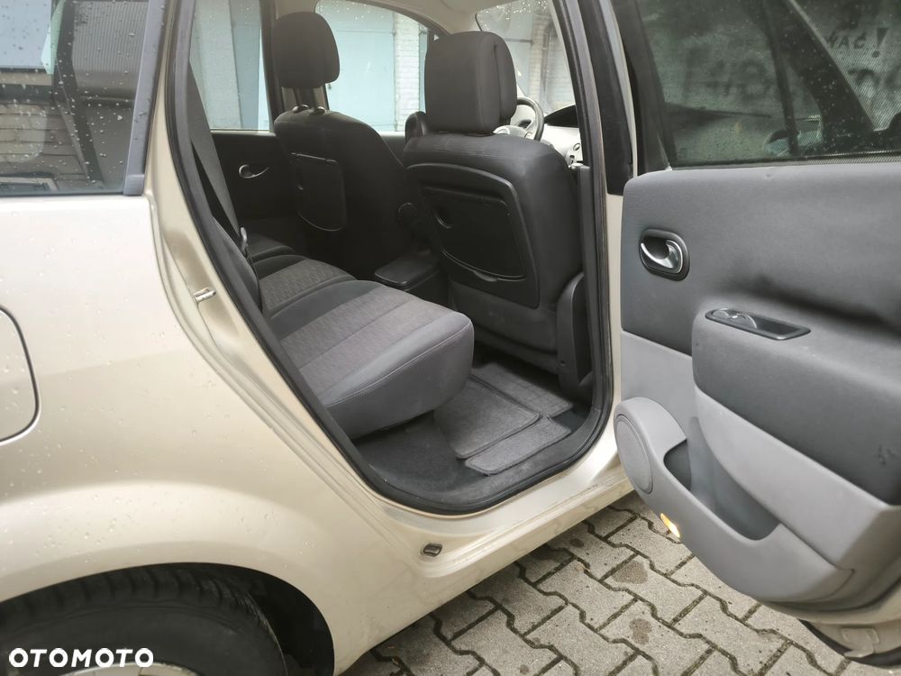 Renault Grand Scenic 1.9 dCi FAP Exception - 29