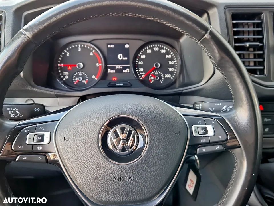 Volkswagen Crafter - 17