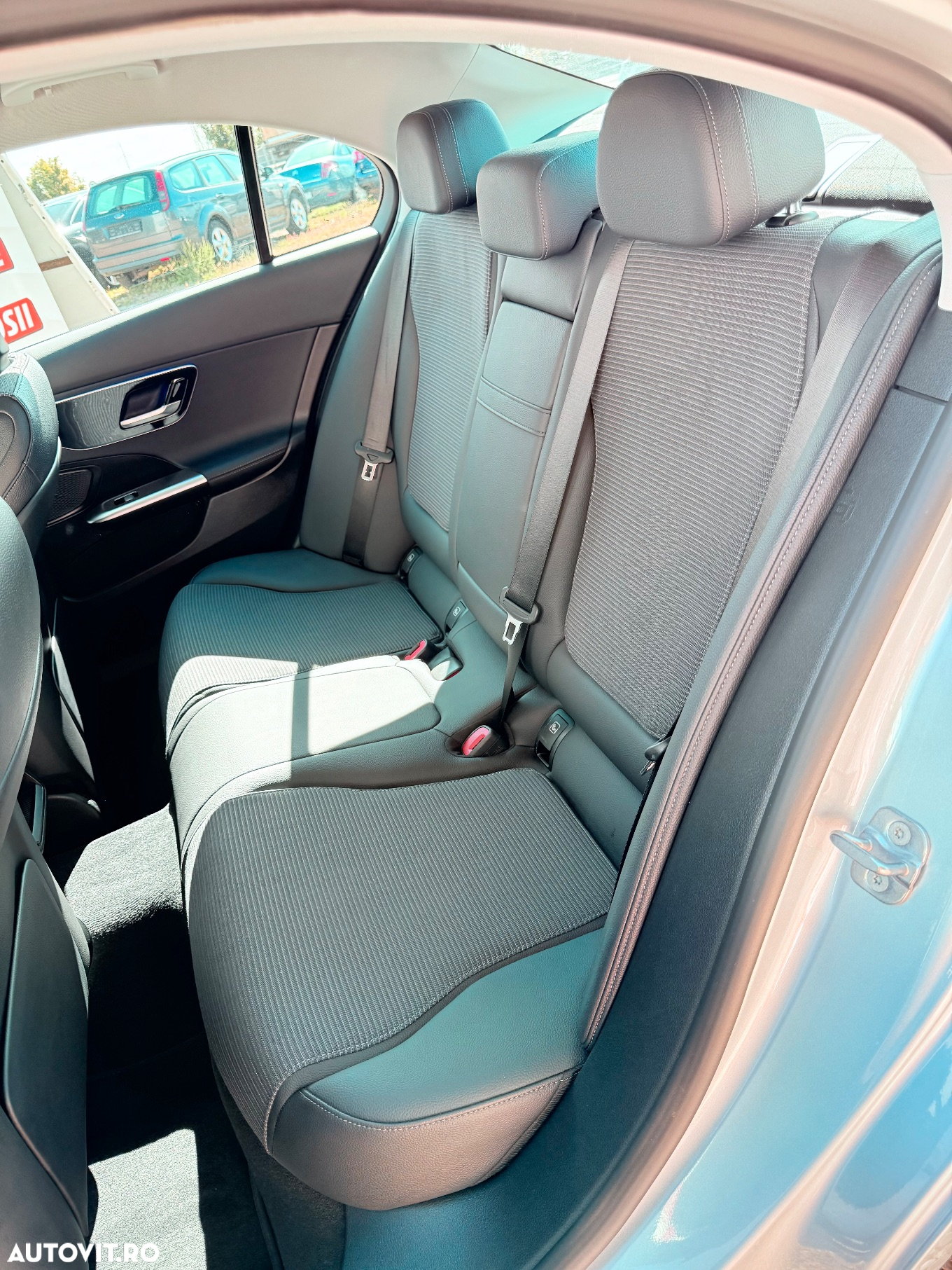 Mercedes-Benz C 200 d 9G-TRONIC Avantgarde Advanced - 13