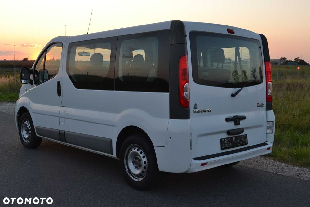 Renault Trafic - 2