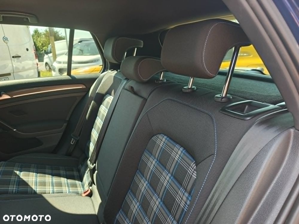 Volkswagen Golf 1.4 TSI Plug-In-Hybrid GTE - 23