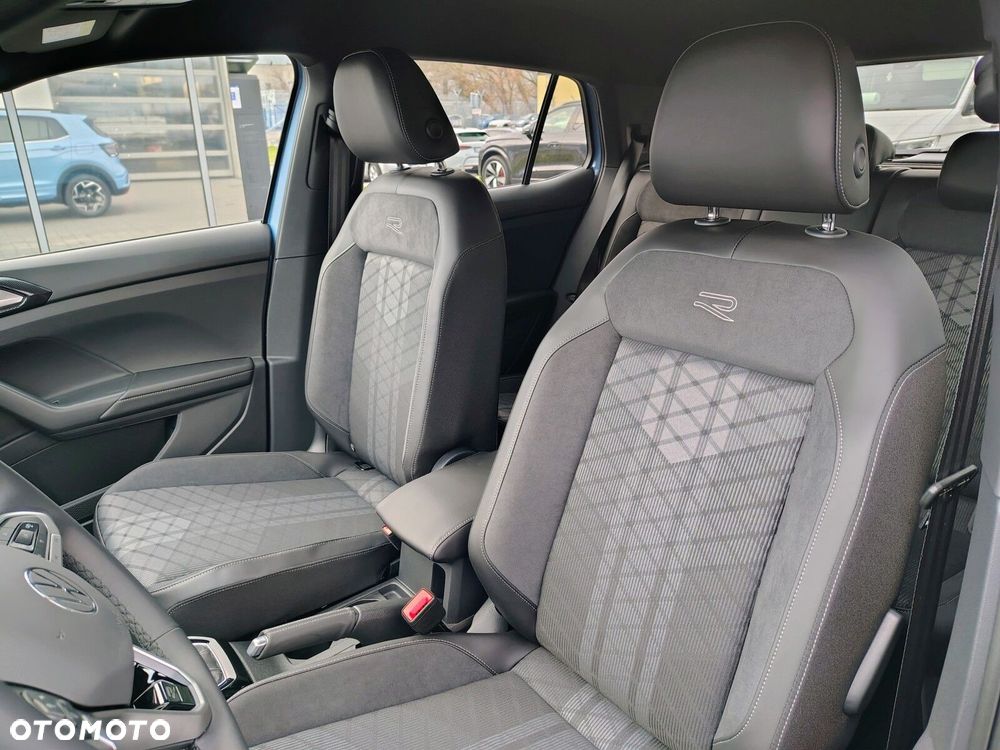 Volkswagen T-Cross - 14