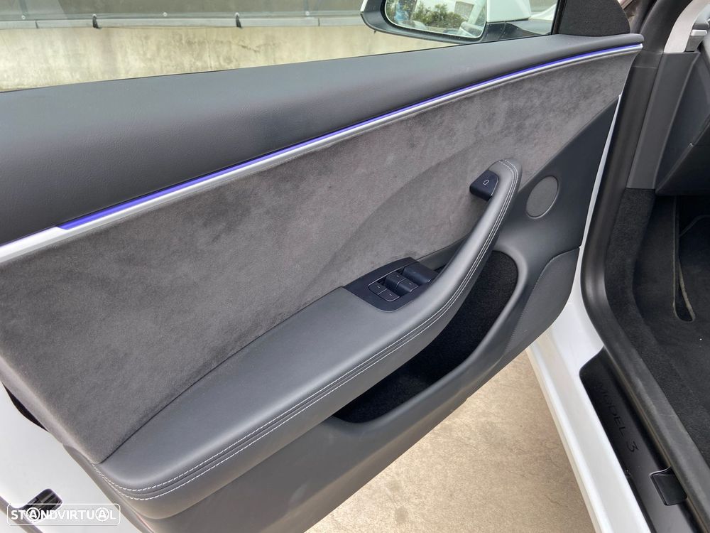 Tesla Model 3 Long Range Tração Integral - 11