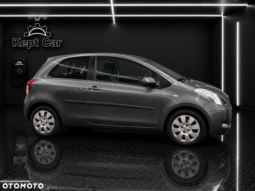 Toyota Yaris 1.3 Luna Premium - 3