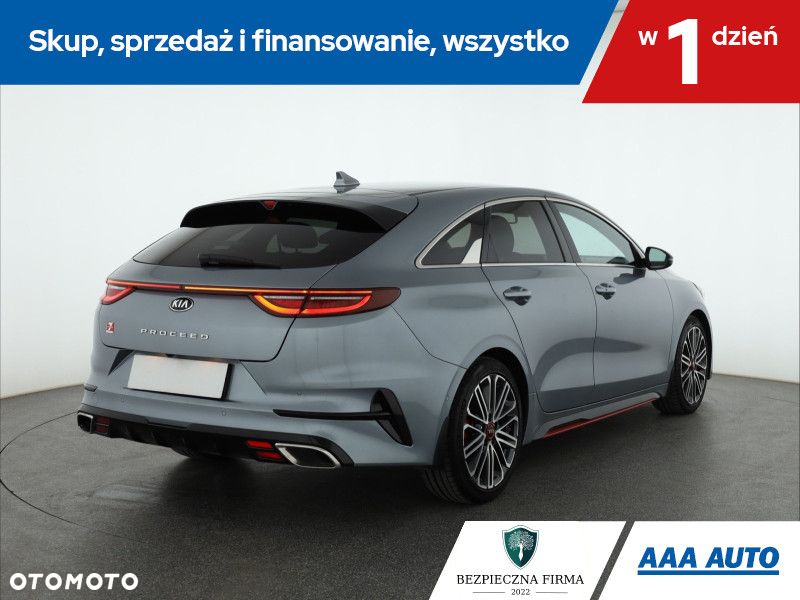 Kia ProCeed - 6