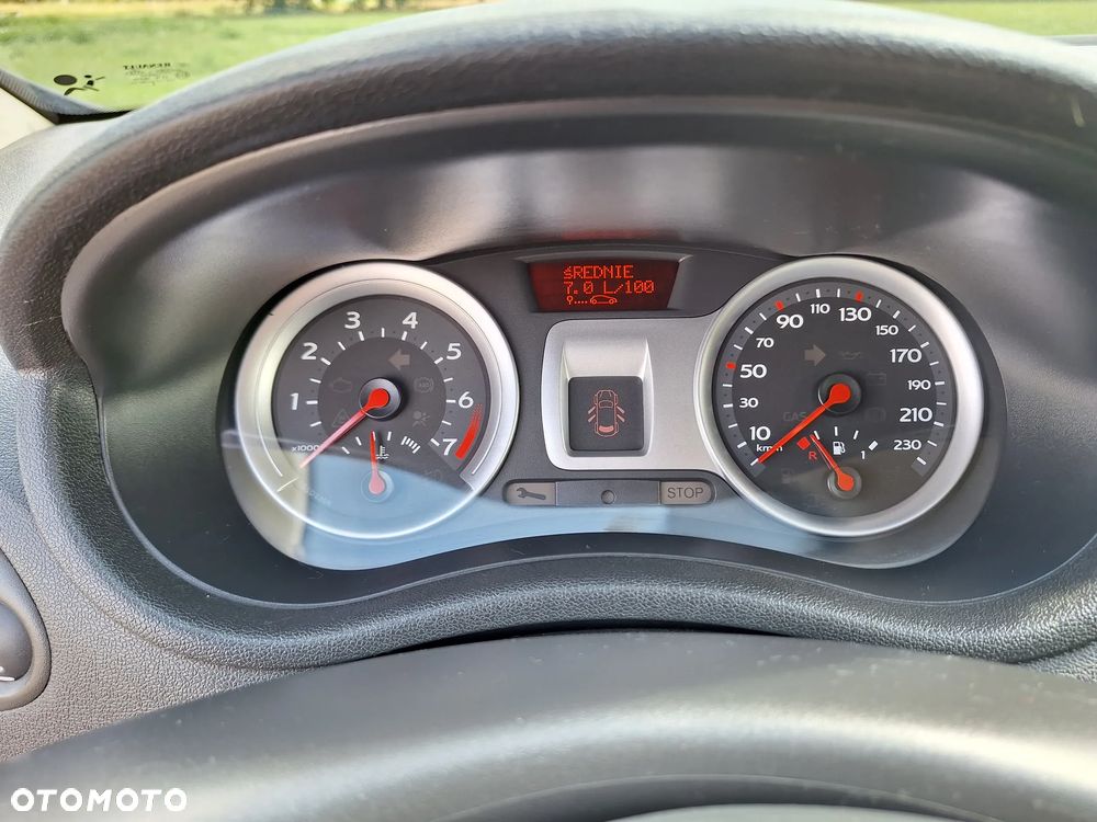Renault Clio - 18