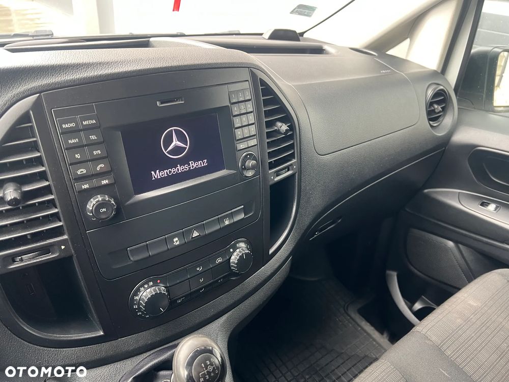 Mercedes-Benz VITO - 12