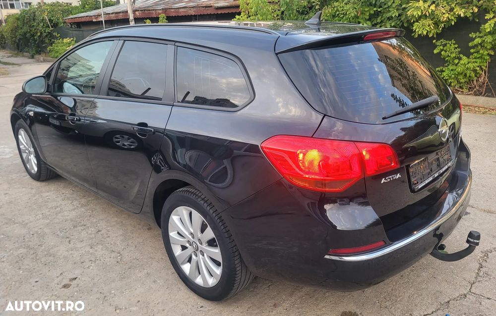 Opel Astra 1.6 CDTI Start/Stop Sports Tourer Active - 2